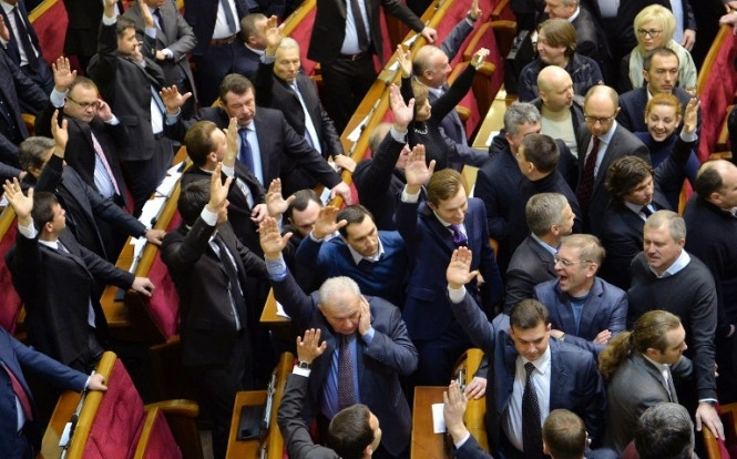 Прийняття «диктаторських законів» 16 січня 2014 року